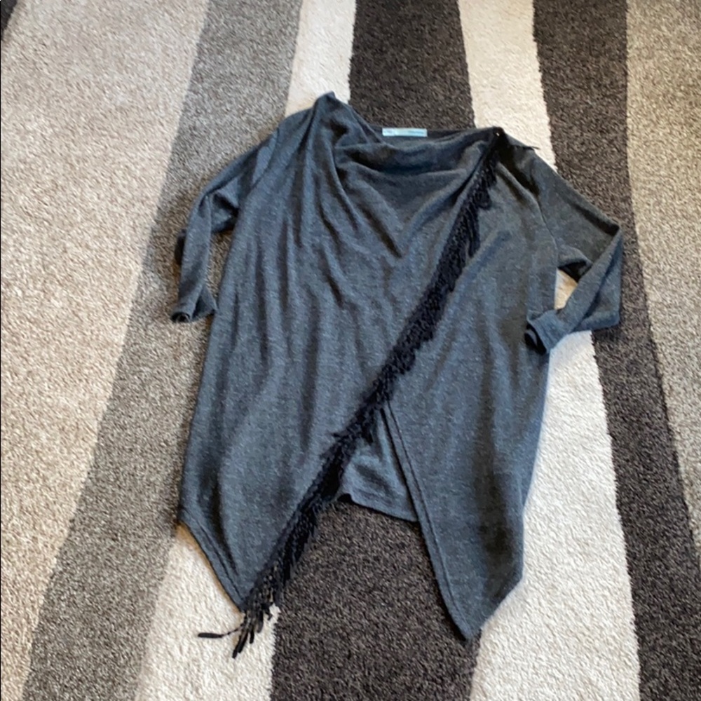 😎 Charcoal Gray Sweater